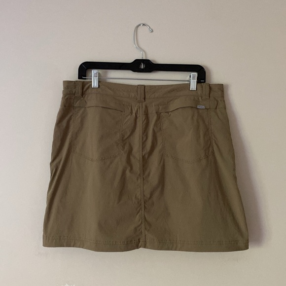 Eddie Bauer Tan Khaki Neutral Cargo Skort Size 12 - Picture 8 of 16
